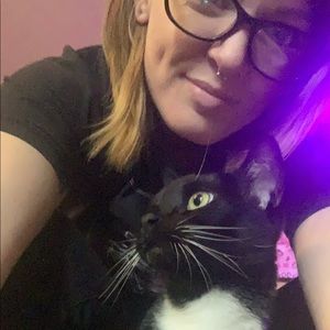 Meet your Posher, Amber